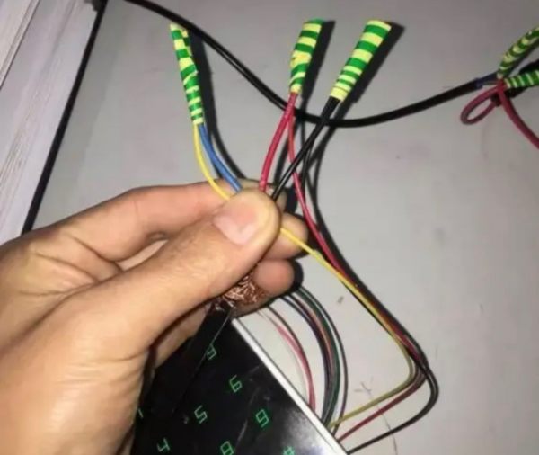 電磁門禁安裝方法和接線圖(磁力鎖門禁系統(tǒng)接線圖解)(圖13) 電磁門禁安裝方法和接線圖(磁力鎖門禁系統(tǒng)接線圖解)(圖13)